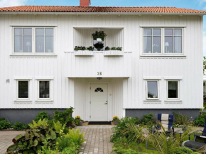 One-Bedroom Holiday home in Lysekil 11 in Lysekil